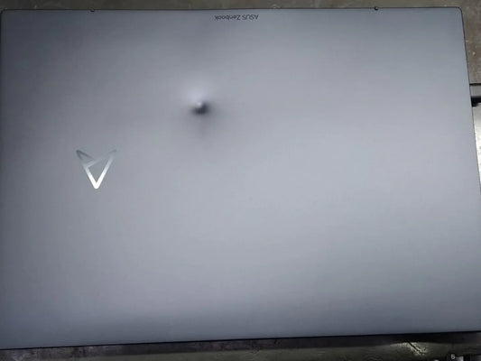 Notebook Asus Zenbook Ryzen 5 4.3Ghz, 8GB, 256GB SSD, 14 2.8K OLED Touch (con detalles) - Tecatech-uy