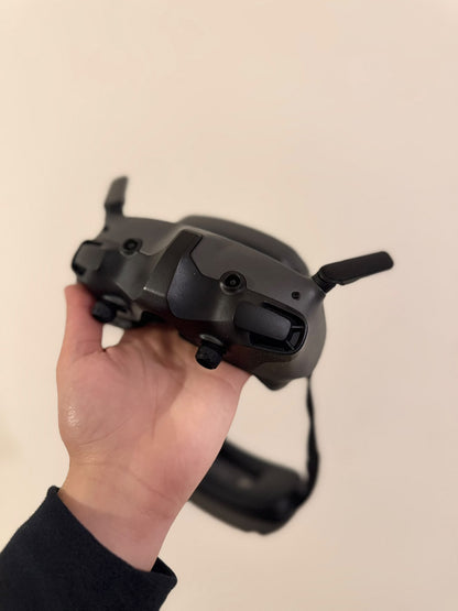 Drone DJI Avata 2 FPV 4K con Goggles, Motion Controller y accesorios - Usado
