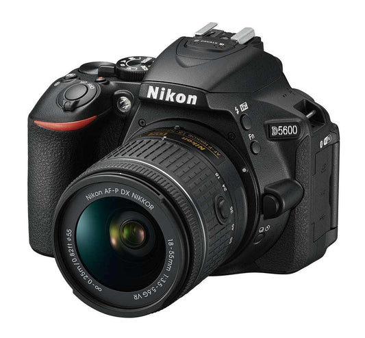 Camara Nikon D5600, 24mp, lente 18-55, Wifi, reflex profesional - Tecatech-uy