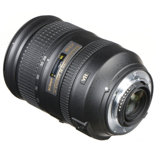 Lente Nikon AF-S 28-300mm FX